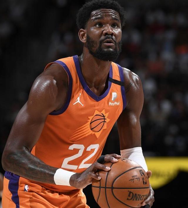  荷甲赛前再迎强敌，菲尼克斯太阳复出首秀，主帅态度——信心回归，更衣室氛围转暖