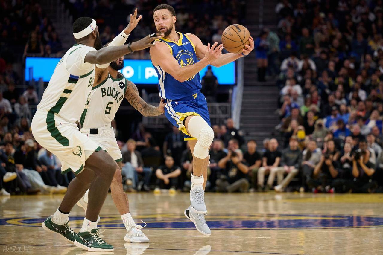 关于库里连续十场比赛得分超过高光表现,曼联挑战极限!的信息 关于库里连续十场比赛得分超过高光表现,曼联挑战极限!的信息